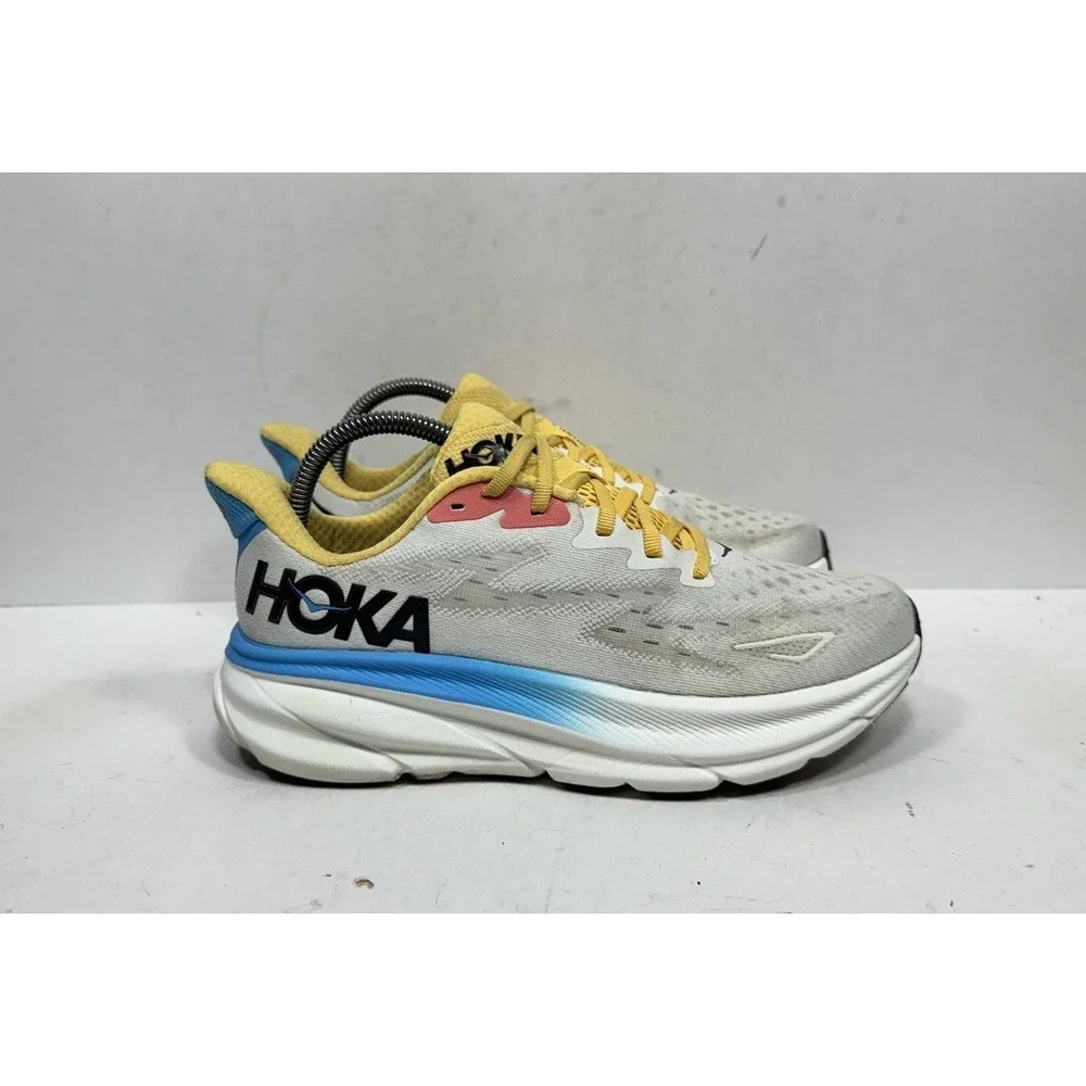 Hoka One One Clifton 9 Womens Size 8 B White Athletic Shoes Sneakers 1127896 BSW